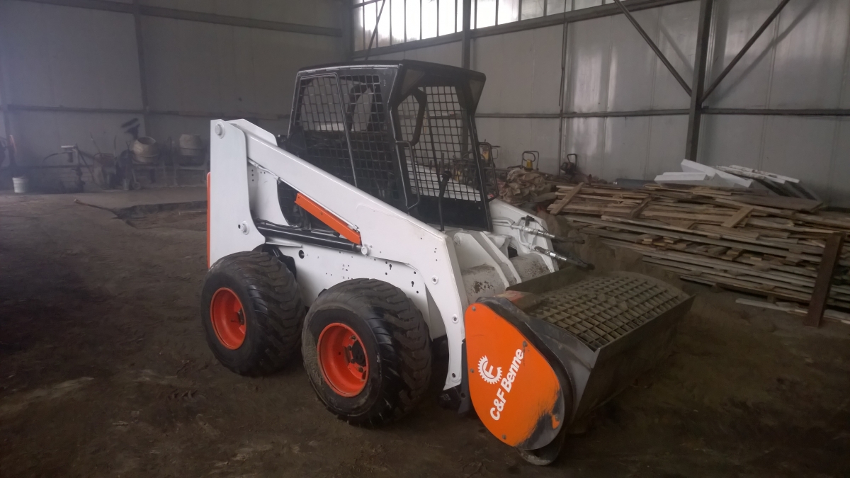 Bobcat mini krautuvų nuoma        